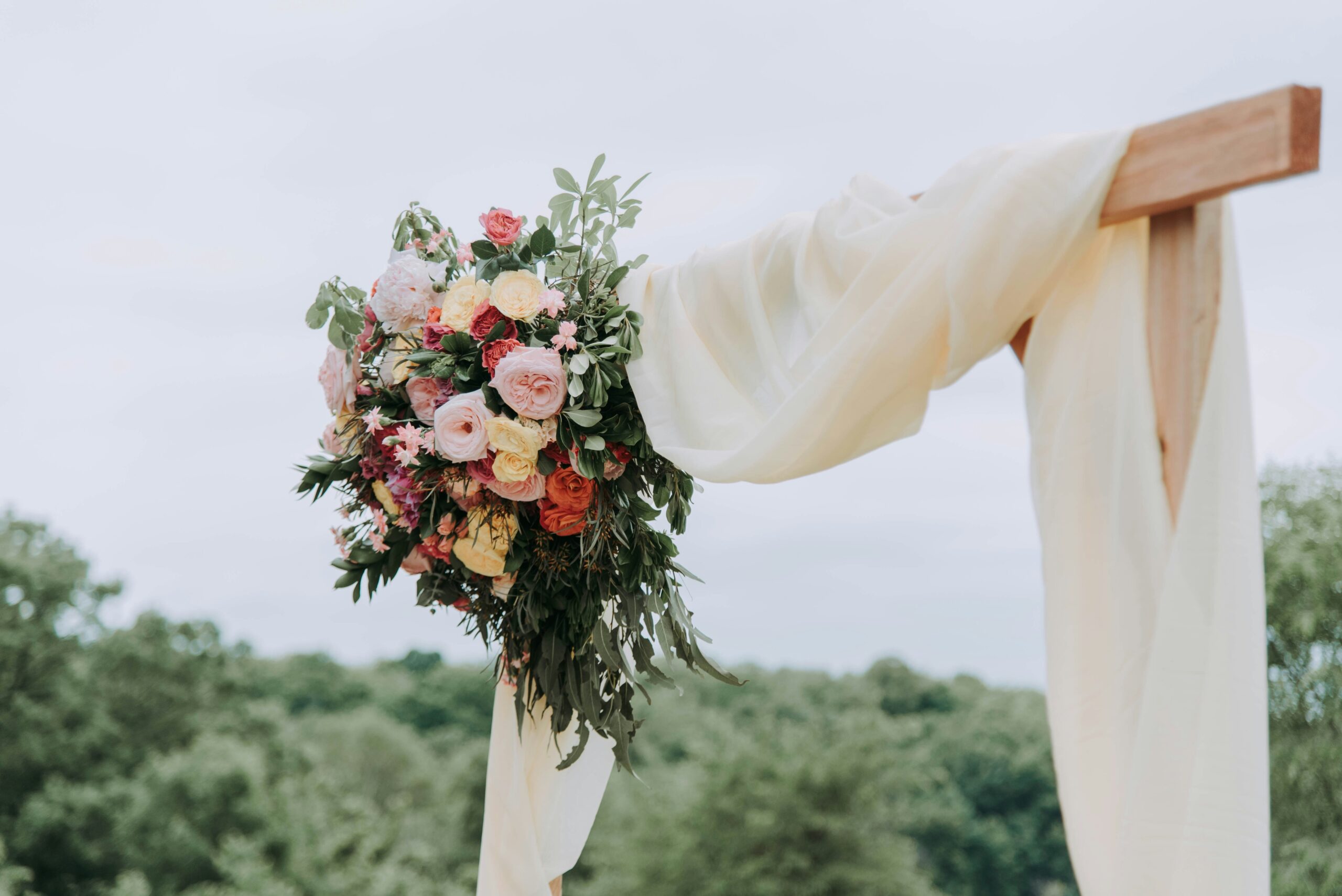 backdrop floral samantha-gades-x40Q9jrEVT0-unsplash-1